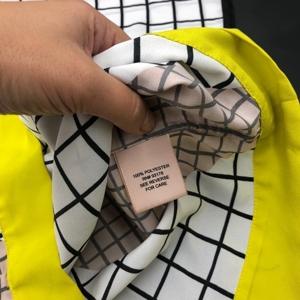 Philosophy Geometric Grid Short Sleeve Blouse XS/S - Picture 6 of 7